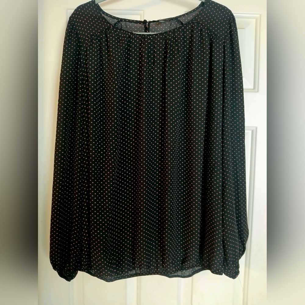 Tamara H Woman’s Size 1X Poet Blouse Pink/black polkadot Elastic Waist
